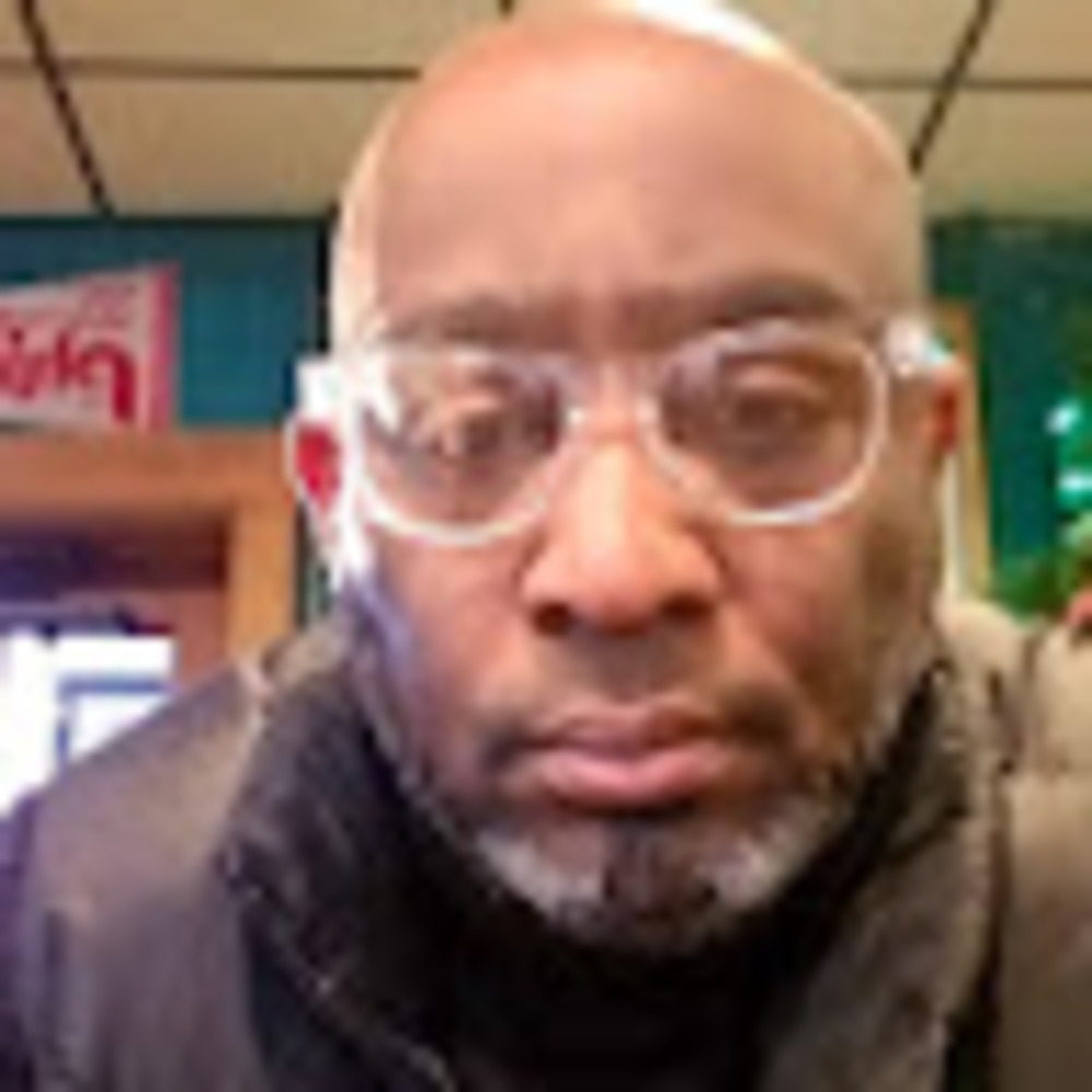 Meet your Posher, Troy